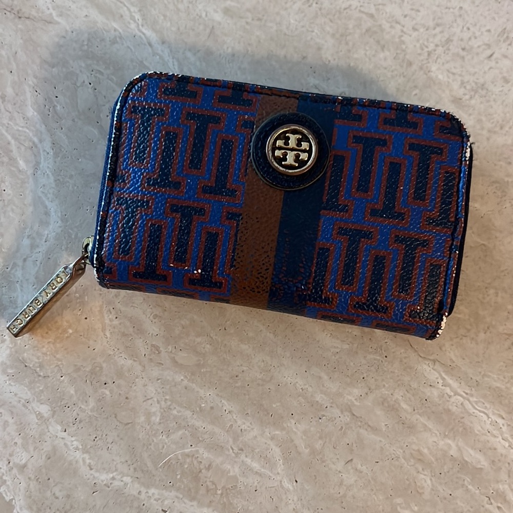 Authentic Tory Burch Roslyn Zip Coin Wallet